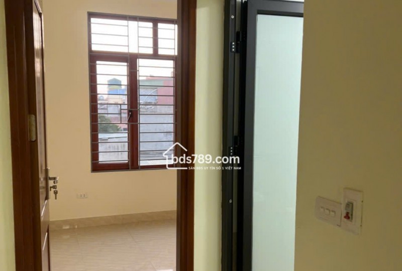 Bán Nhà 5 Tầng Gần Chợ Bắc Lãm – 6 Phòng Ngủ – Ở Ngay & Cho Thuê Cực Đẹp